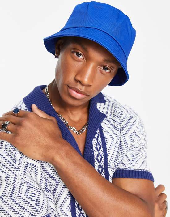 https://images.asos-media.com/products/asos-design-bucket-hat-in-cobalt/201468399-4?$n_550w$&wid=550&fit=constrain