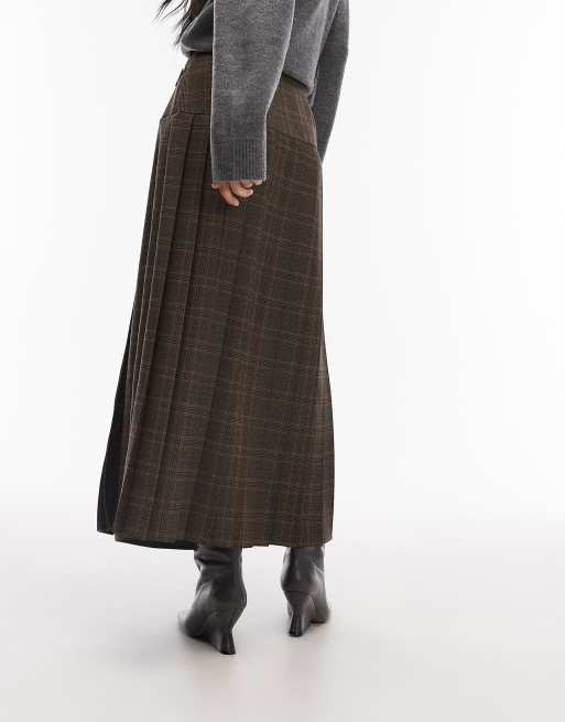 ASOS DESIGN buckle detail pleated kilt midi skirt in brown check, 4 of 5