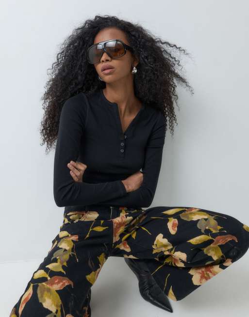 ASOS DESIGN bukser med barrel-leg og print i sort blomsterprint, 2 af 5