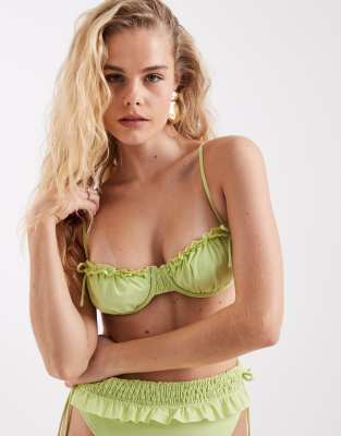 ASOS DESIGN - Butter - Gerafftes Bügel-Bikinioberteil in Apfelgrün mit Rüschendetail