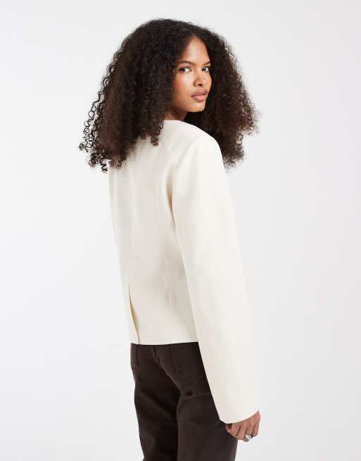 ASOS DESIGN button up linen fitted blazer in cream, 3 of 4