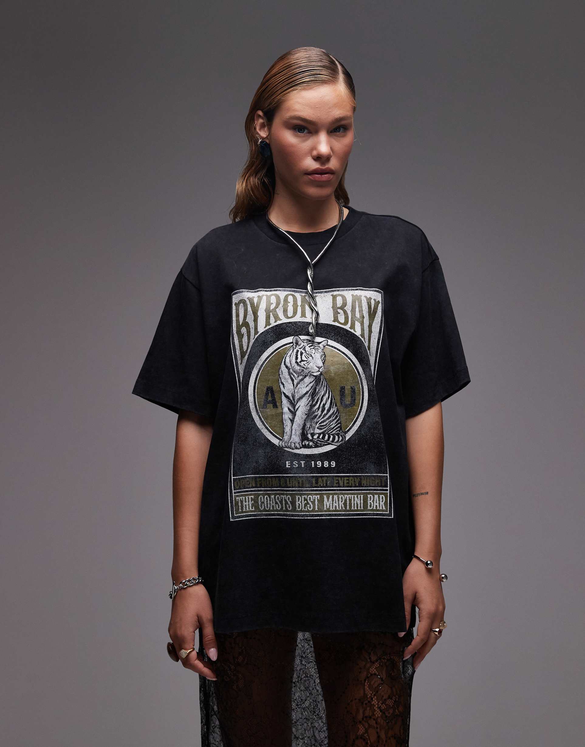 asos design byron bay oversized t-shirt in washed black