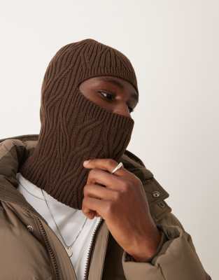 cable knit balaclava in brown