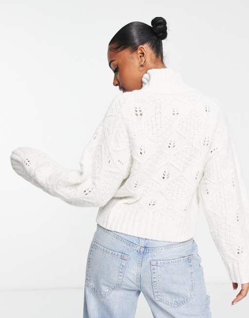 Long-Sleeve Cable-Knit Cropped Cardigan