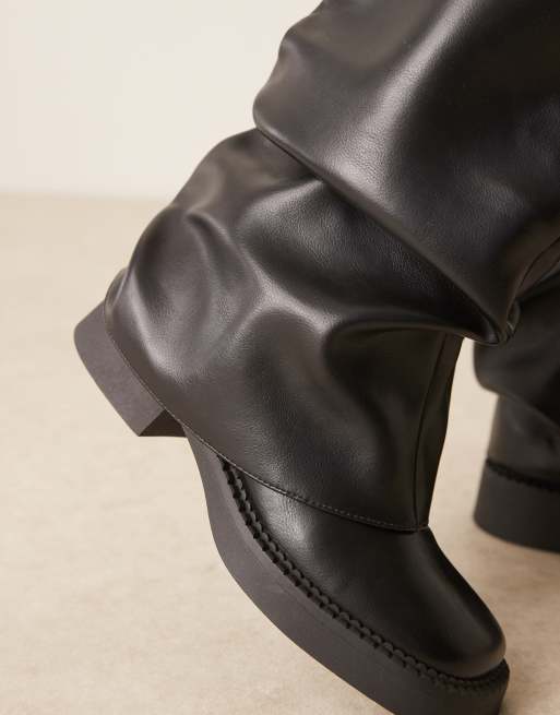 ASOS DESIGN - Caden - Bottes hauteur genou plates et chunky à rabat - Noir