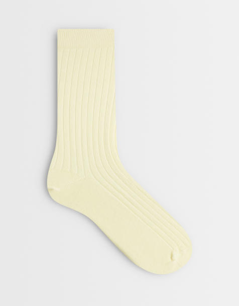 ASOS DESIGN - Calcetines tobilleros amarillo pastel muy suaves - view 1