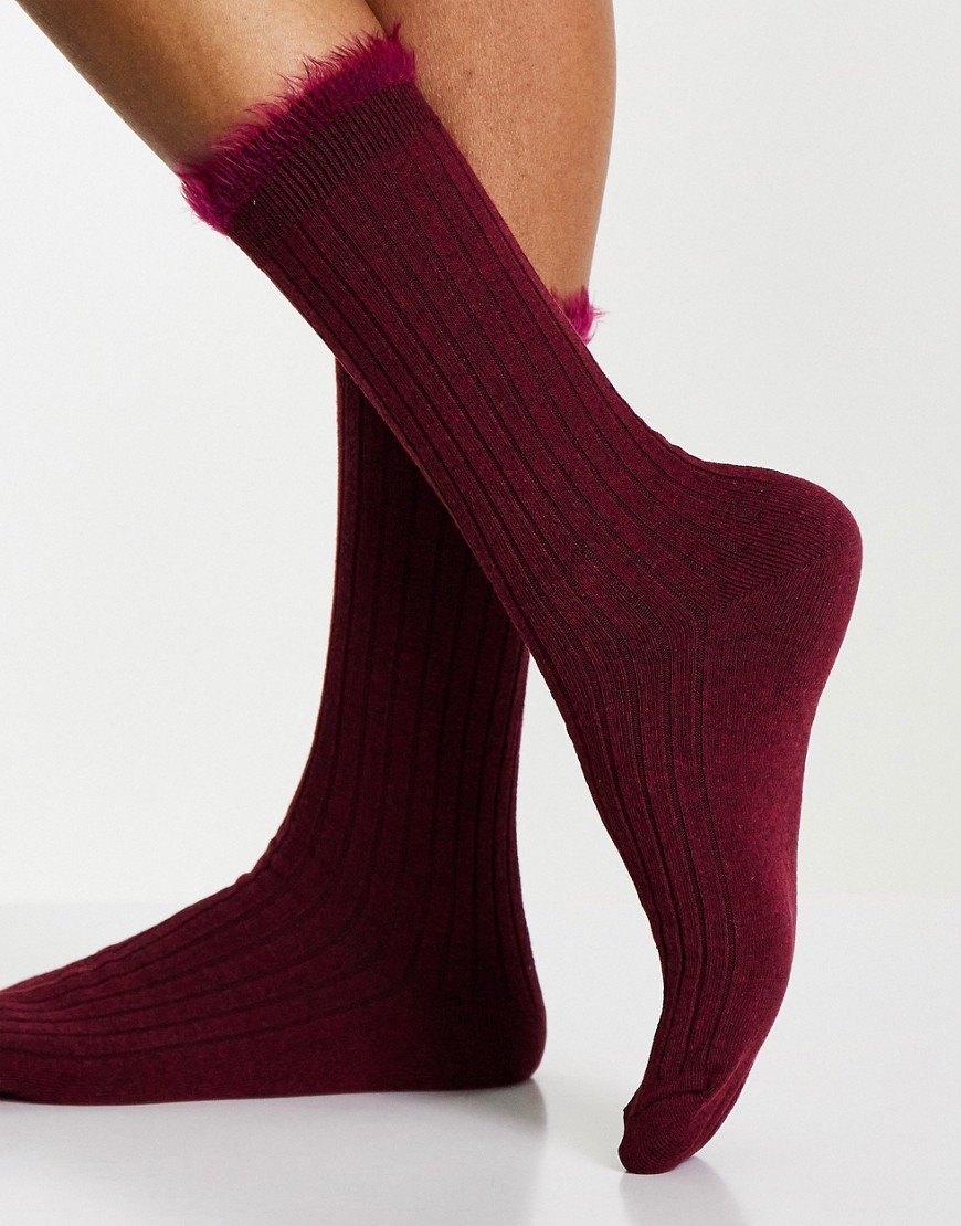 ASOS DESIGN calf length rib socks with fluffy welt in burgundy-Red