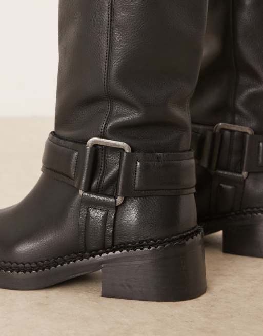 ASOS DESIGN - Calla - Truckerlaarzen met gespharnas van premium tumbled leer in zwart, 3 van 4