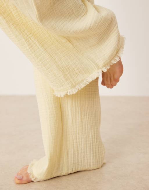 ASOS DESIGN - Callie - Pantaloni da mare in mussola color latticello sfrangiati, 5 di 5