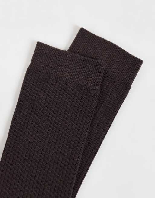 ASOS DESIGN calzini al ginocchio a coste color prugna scuro, 2 di 3