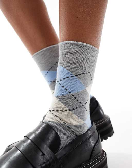 ASOS DESIGN - Calzini alla caviglia grigi e blu a losanghe, 3 di 4