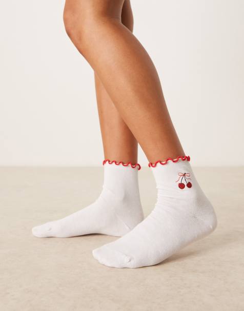 ASOS DESIGN - Calzini bianchi con design con ciliegie ricamate - view 1