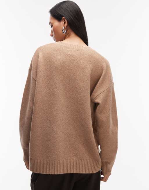 ASOS DESIGN – Camelowy koronkowy sweter z głębokim dekoltem w szpic, 2 z 4