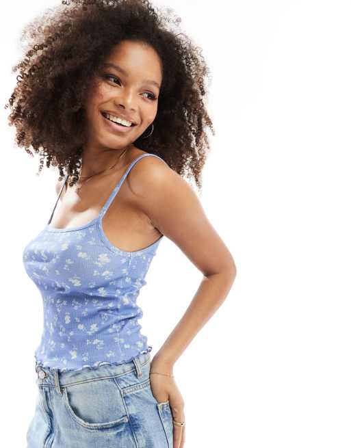 ASOS DESIGN - Cami-hemdje met golvende rand en fijne print in blauw