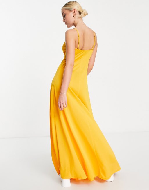 ASOS DESIGN - Cami-maxikjole med snoet front i gul, 2 af 4