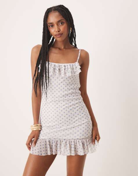 ASOS DESIGN - Cami-minikjole i mesh med flæser og blå polkaprikker - view 1