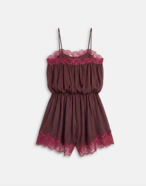 ASOS DESIGN cami playsuit met kanten afwerking in bordeauxrood, 8 van 10