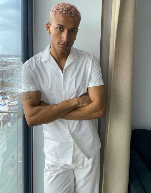 ASOS DESIGN - Camicia a maniche corte vestibilità classica bianca con colletto con rever