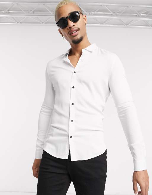 ASOS DESIGN - Camicia attillata bianca in viscosa
