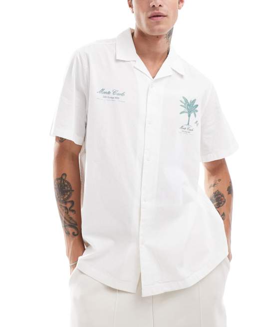 ASOS DESIGN - Camicia comoda bianca con stampa sul petto e sul retro e rever