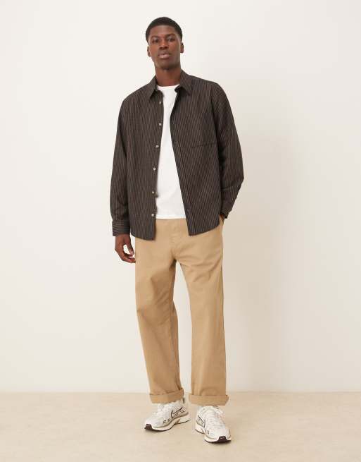 ASOS DESIGN Camicia comoda blu navy e marrone a righe con tasca