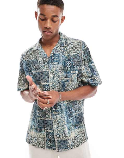 ASOS DESIGN - Camicia comoda con rever e stampa vintage tono su tono - view 1