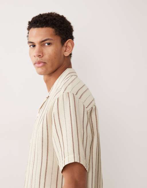 ASOS DESIGN - Camicia comoda in piqué testurizzata a righe beige con rever, 5 di 6