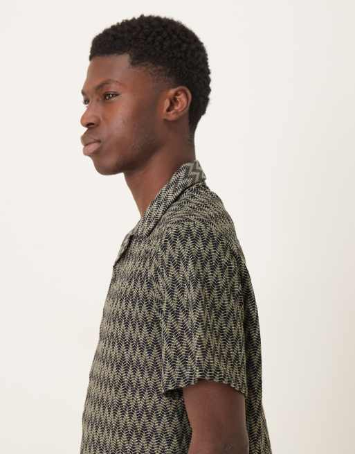 ASOS DESIGN - Camicia comoda nera e kaki all'uncinetto con rever, 4 di 5