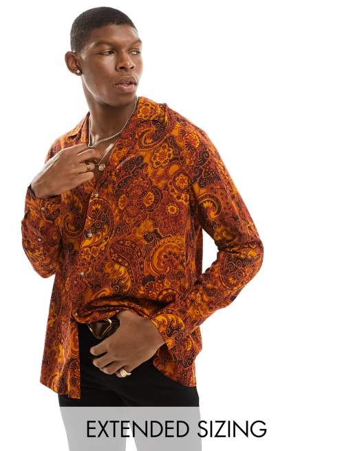 ASOS DESIGN - Camicia comoda rossa con stampa cachemire e colletto con rever profondo