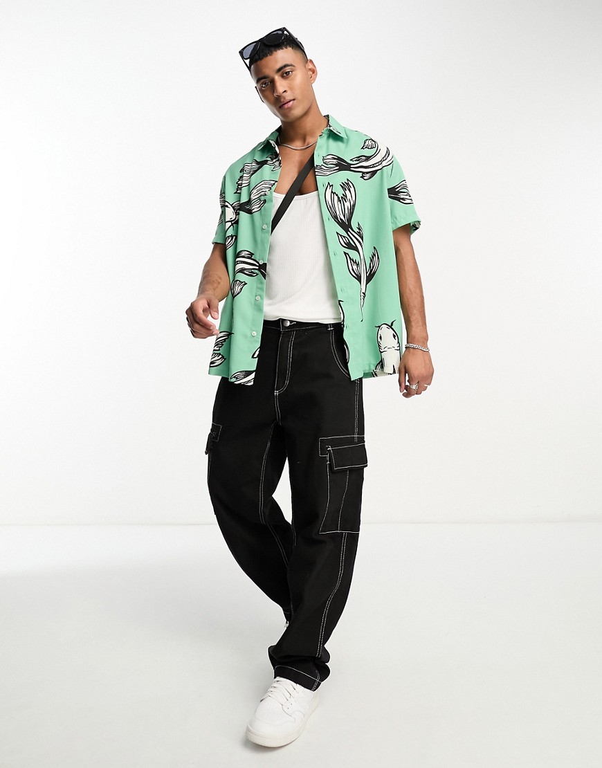 Camicia comoda verde con stampa di pesci - ASOS DESIGN Camicia donna  - immagine1