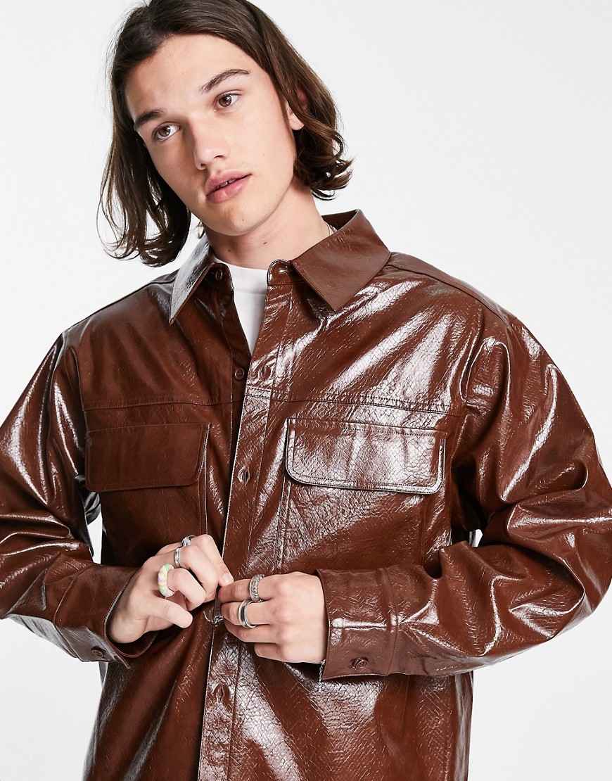 Camicia giacca in pelle sintetica marrone con stampa pitonata in rilievo - ASOS DESIGN Camicia donna  - immagine3