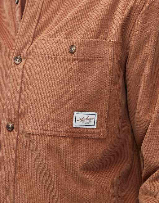 ASOS DESIGN - Camicia giacca in tessuto a coste marrone con stemma, 4 di 5