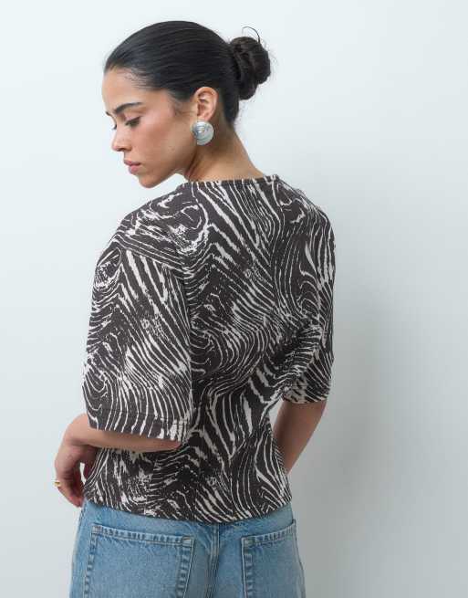 ASOS DESIGN camicia in denim stretta in vita con stampa zebra in coordinato, 4 di 4