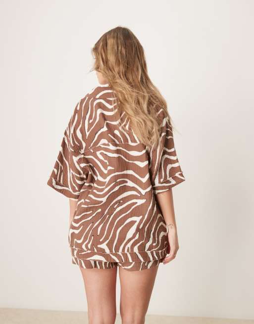 ASOS DESIGN - Camicia in mussola con stampa zebrata in coordinato, 2 di 4