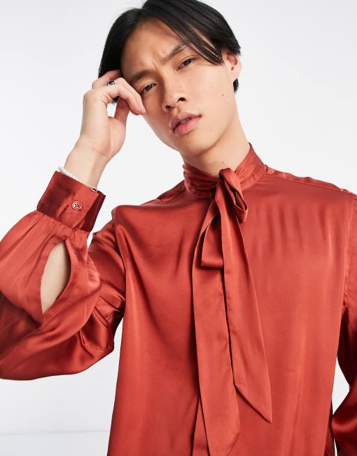 ASOS DESIGN - Camicia in raso allacciata al collo con maniche a campana rosso mattone , 2 di 4