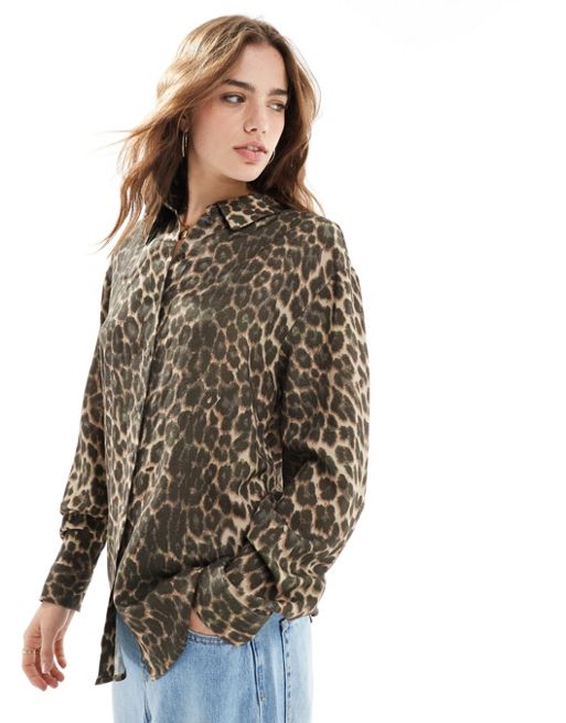 FhyzicsShops DESIGN - Camicia misto lino vestibilità comoda con stampa leopardata