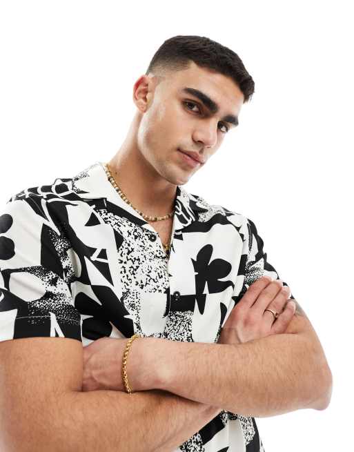 ASOS DESIGN - Camicia monocromatica con stampa astratta e rever