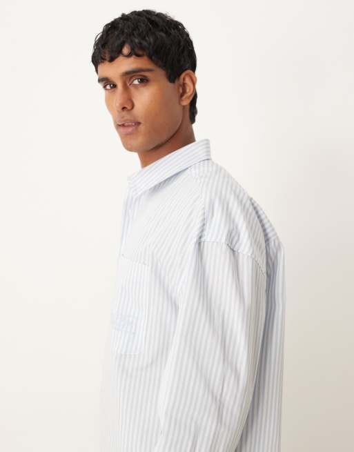 ASOS DESIGN - Camicia oversize a righe bianche e blu con spalle scese e ricamo , 4 di 5