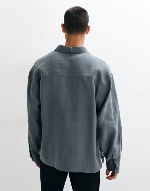 ASOS DESIGN camicia oversize con colletto aperto e dettagli con bottoni in grigio scuro, 4 di 5