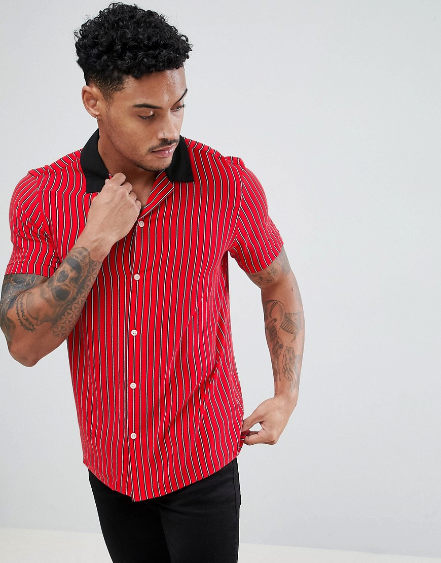 ASOS DESIGN - Camicia oversize rossa a righe con colletto a contrasto-Rosso
