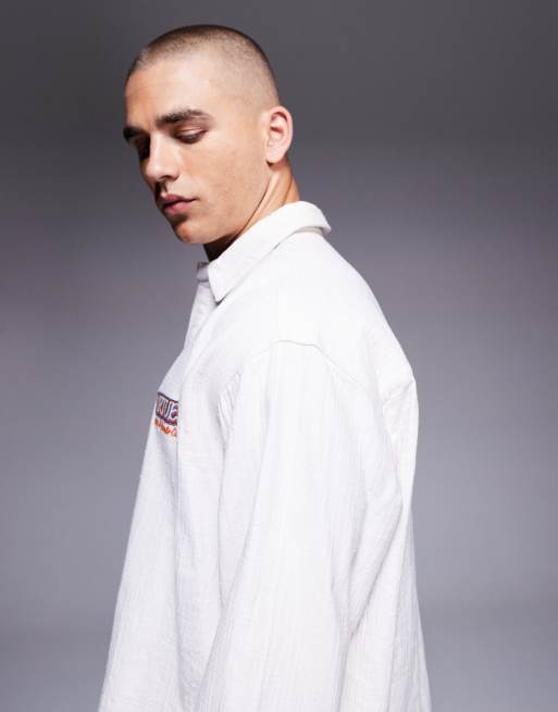 ASOS DESIGN - Camicia oversize squadrata bianco sporco con stampa sul petto, 4 di 5