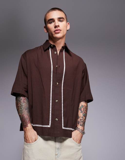 ASOS DESIGN - Camicia oversize squadrata marrone con dettagli all'uncinetto