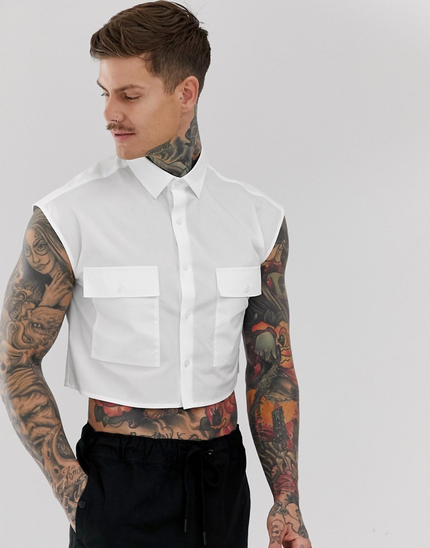 ASOS DESIGN - Camicia oversize squadrata senza maniche bianca con due tasche-Bianco