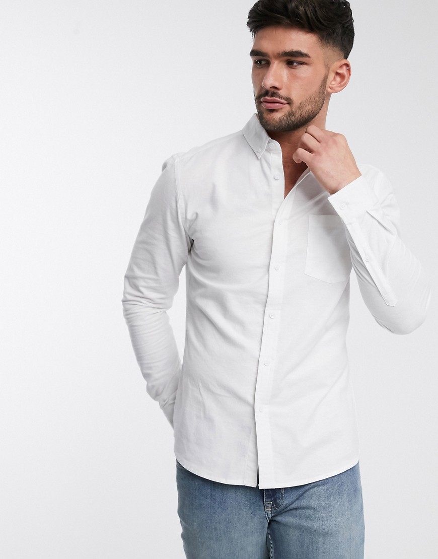 ASOS DESIGN - Camicia Oxford skinny casual bianca in tessuto organico-Bianco