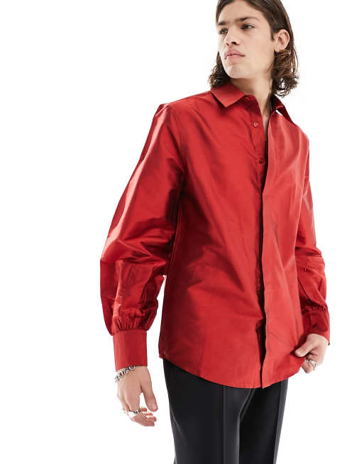 ASOS DESIGN Camicia regular fit con maniche a campana in taffeta rossa ASOS