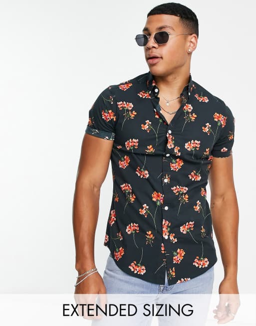 ASOS DESIGN - Camicia slim elasticizzata nera con stampa a fiori