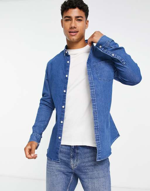 ASOS DESIGN - Camicia slim in denim elasticizzato lavaggio blu medio
