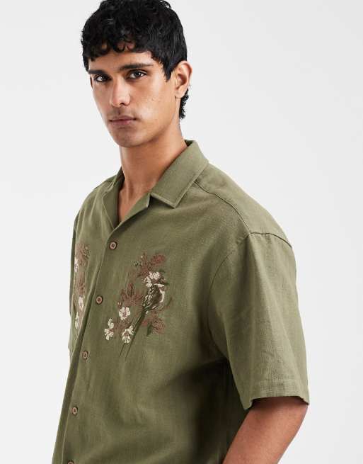 ASOS DESIGN - Camicia squadrata oversize kaki con fiori ricamati sul petto, 4 di 5