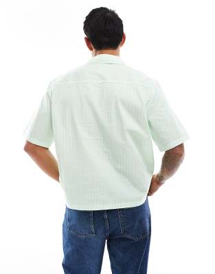 ASOS DESIGN - Camicia squadrata vestibilità comoda verde a righe