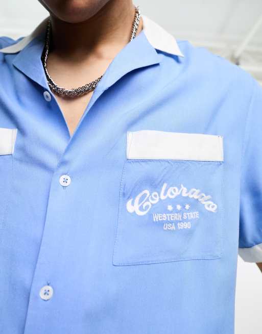 ASOS DESIGN - Camicia stile bowling comoda blu con ricamo sul petto e rever, 4 di 4